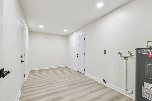 a view of room with window and an outdoor view