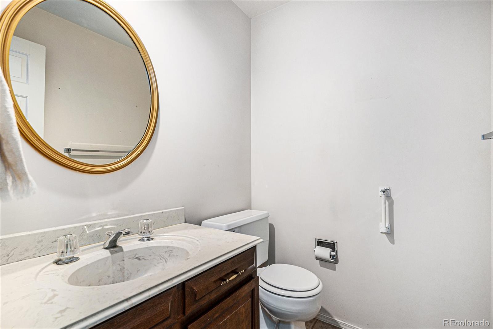 4043 South Olive Street Denver, CO 80237 - Photo 15 of 24