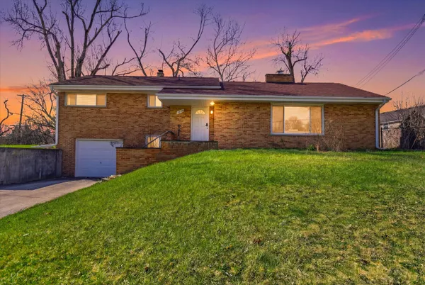 $3,400 | 2220 East Stadium Boulevard, Ann Arbor, MI 48104