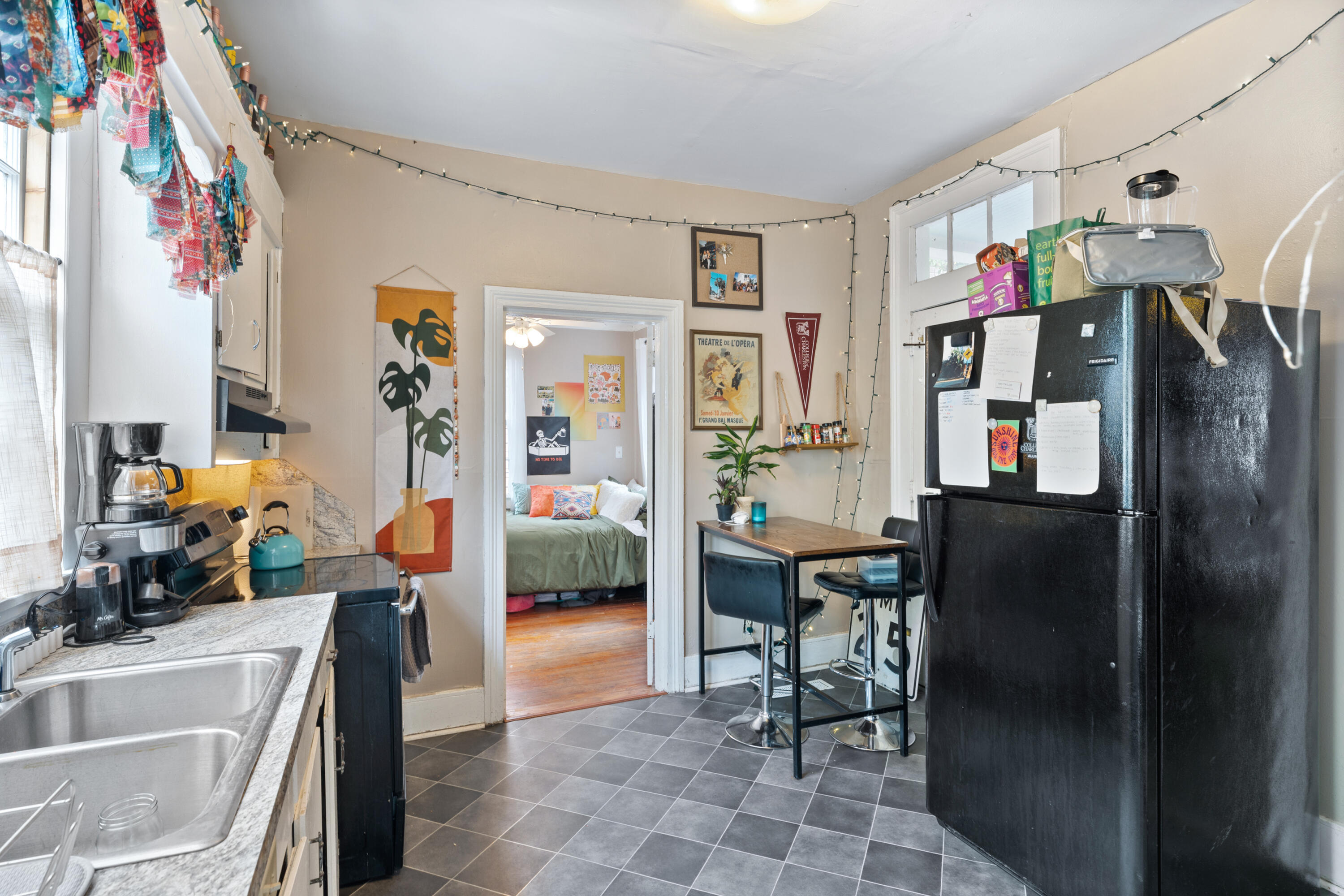 102 Logan Street Charleston, SC 29401 - Photo 20 of 41 102 Logan St By KeenEye Marketing