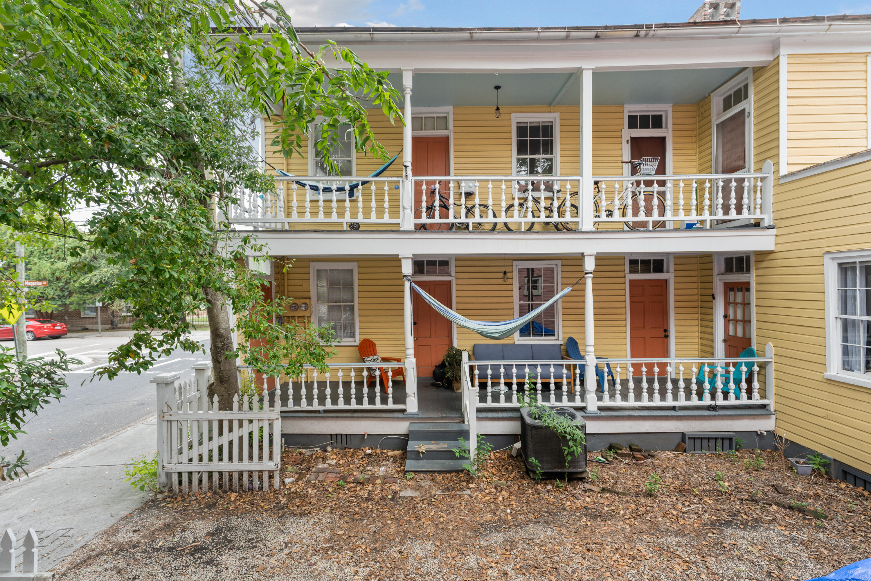 102 Logan Street Charleston, SC 29401 - Photo 5 of 41 102 Logan St By KeenEye Marketing