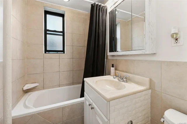$250,000 | 37-21 80th Street, Unit 3M | Jackson Heights