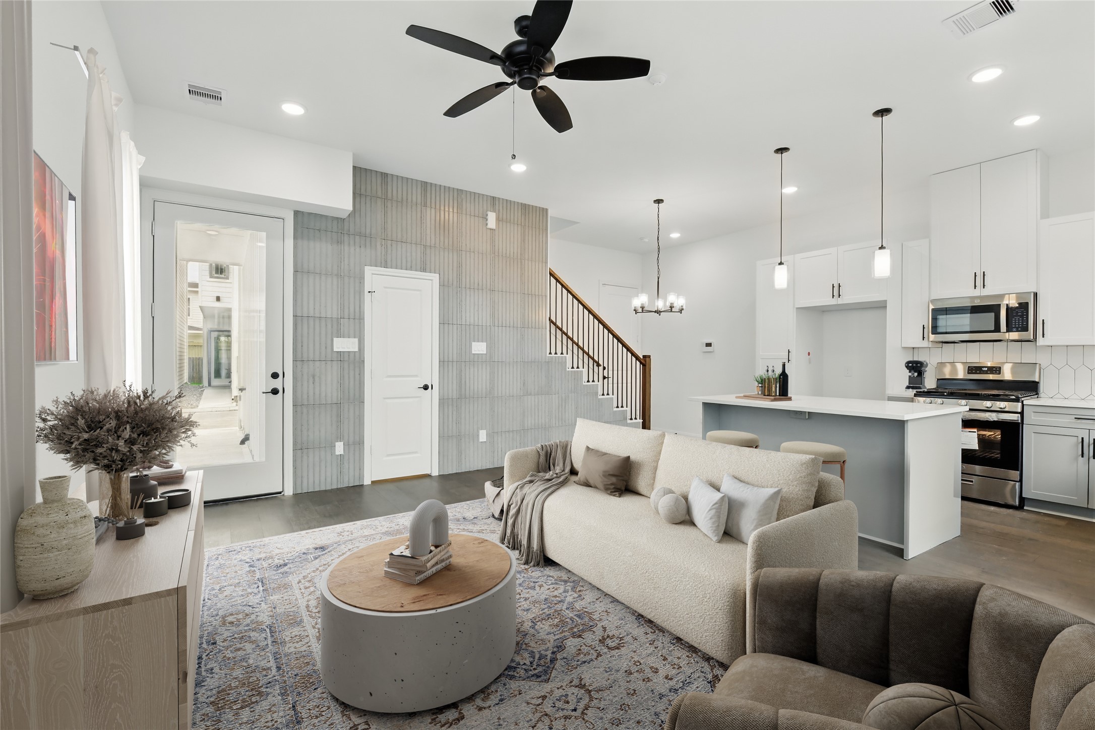 9902 Clark Road, Unit I Houston, TX 77076 - Photo 5 of 47 Virtually Rendered Image.