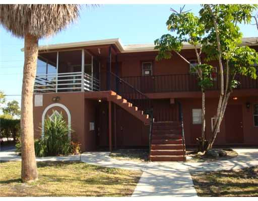 625 Southwest 20th Court, Unit 1A Delray Beach, FL 33445 - Photo 1 of 7 Exterior Front