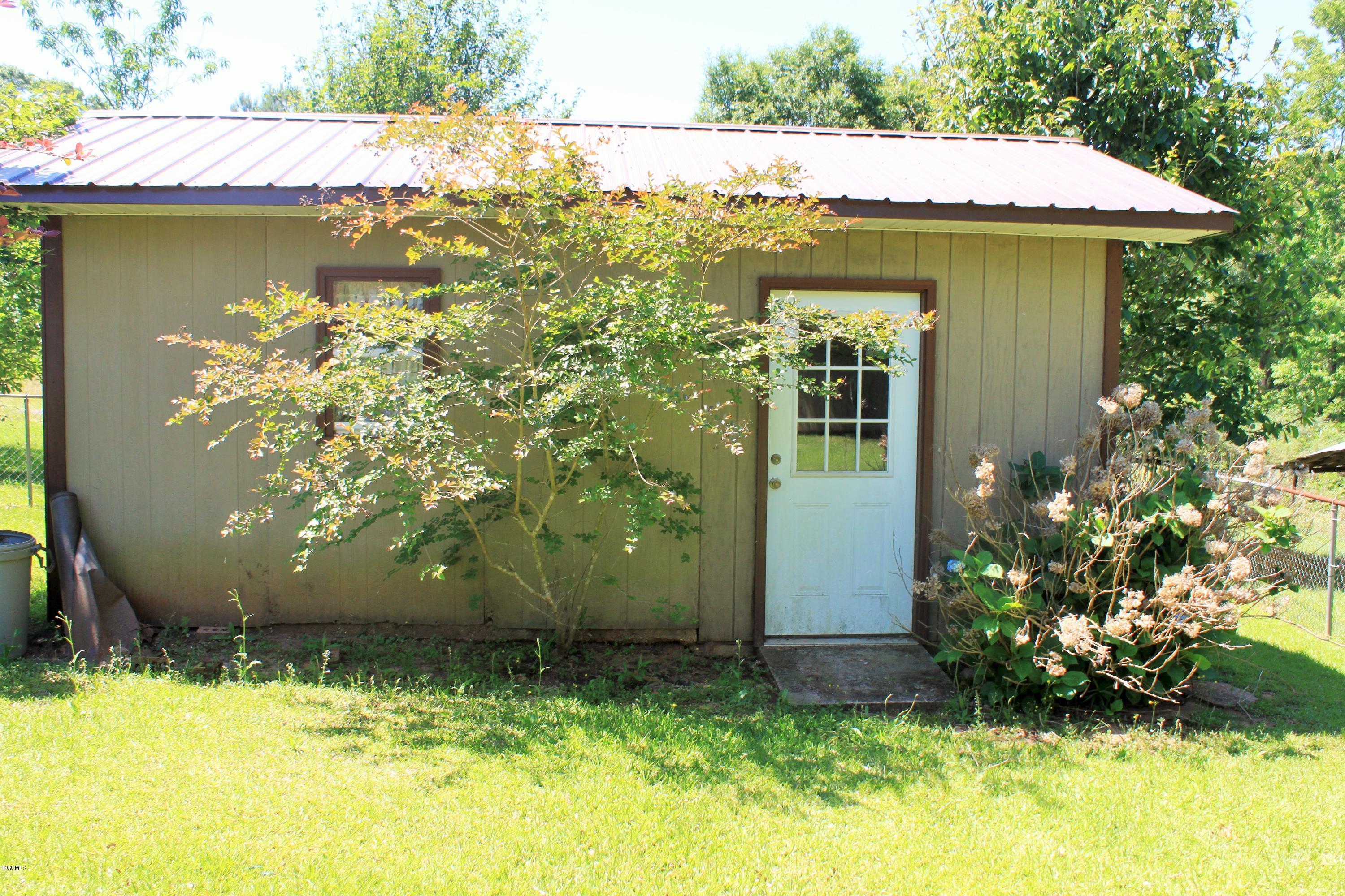 1057 Route 5 Road Lucedale, MS 39452 - Photo 27 of 34 Storage Bldg