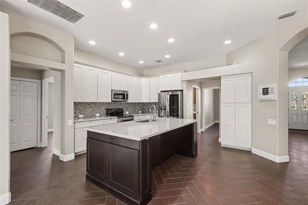 11920 Oak Ridge Drive Parrish, FL 34219 - Photo 10 of 30
