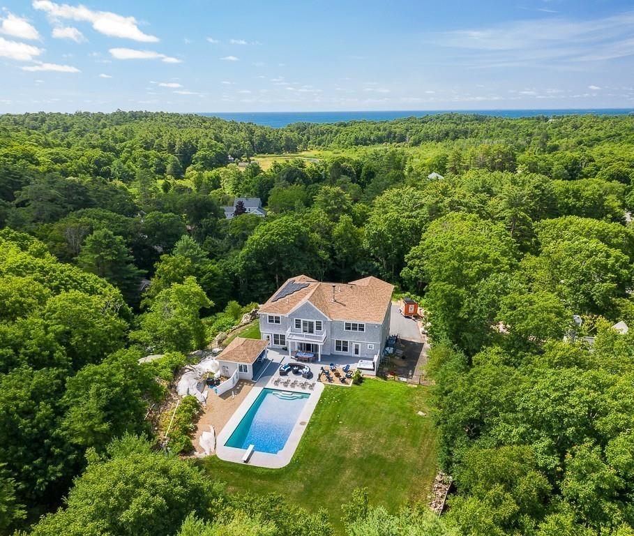 26 Ledgewood Road Manchester, MA 01944 - Photo 3 of 35 Gallery Image 3