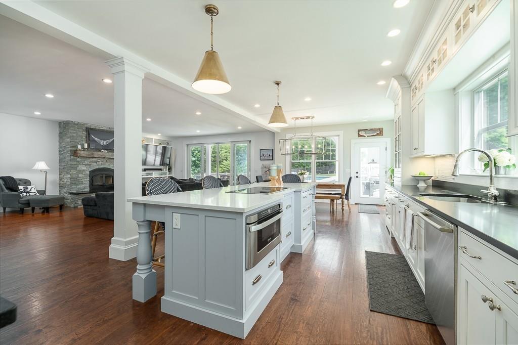 26 Ledgewood Road Manchester, MA 01944 - Photo 10 of 35 Gallery Image 10