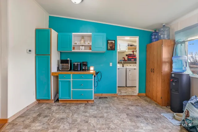 $340,000 | 89 South 860 Road West, Paul, ID 83347