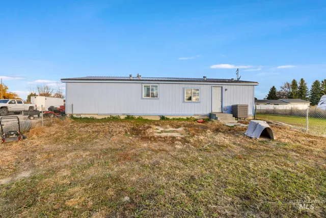 $340,000 | 89 South 860 Road West, Paul, ID 83347