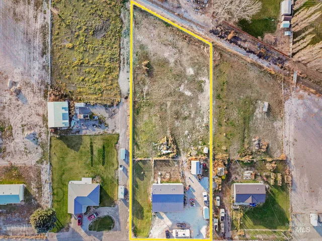 $340,000 | 89 South 860 Road West, Paul, ID 83347