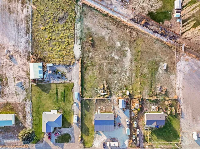 $340,000 | 89 South 860 Road West, Paul, ID 83347