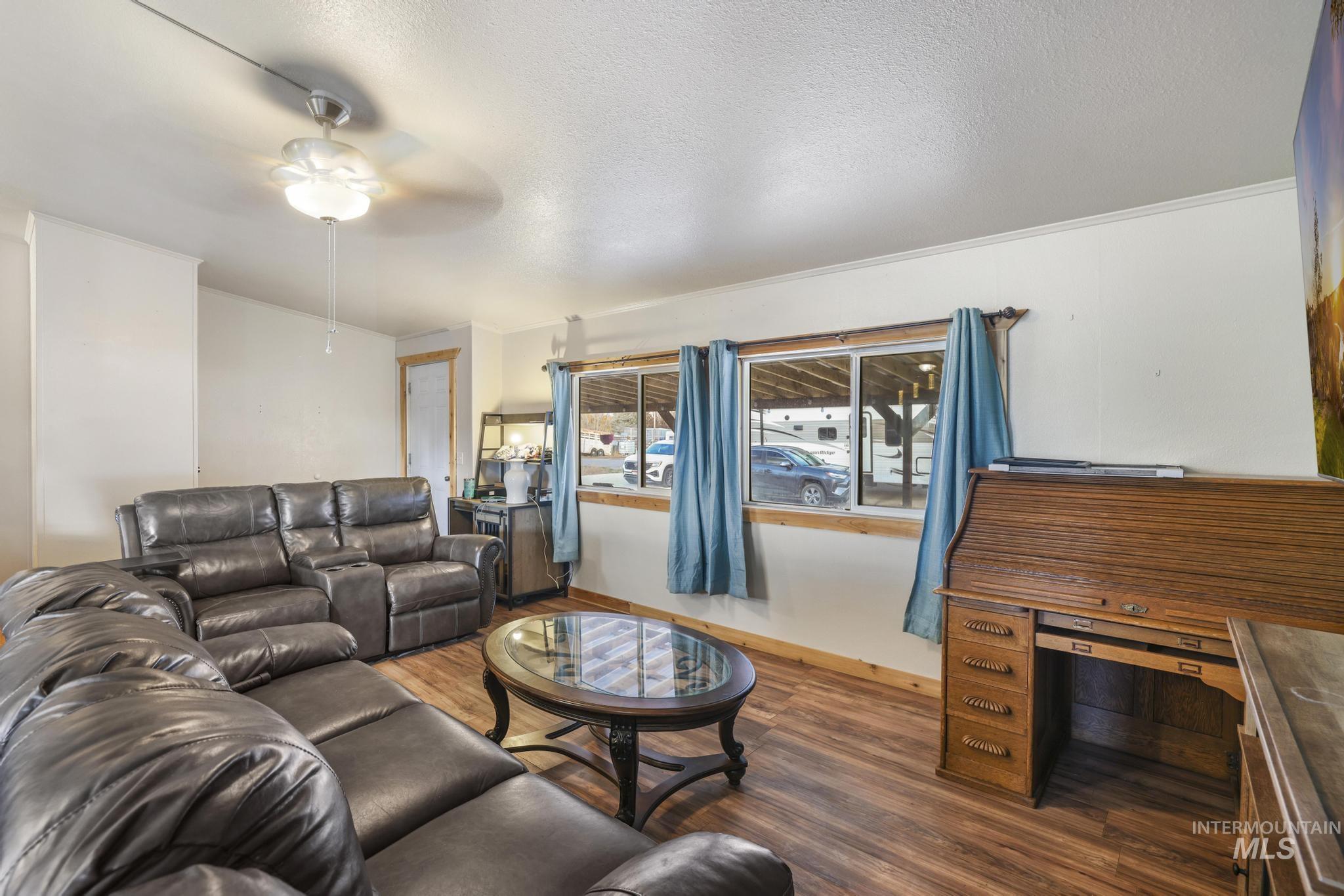 89 South 860 Road West Paul, ID 83347 - Photo 4 of 36