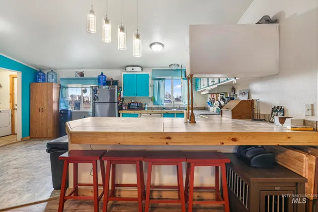 $340,000 | 89 South 860 Road West, Paul, ID 83347