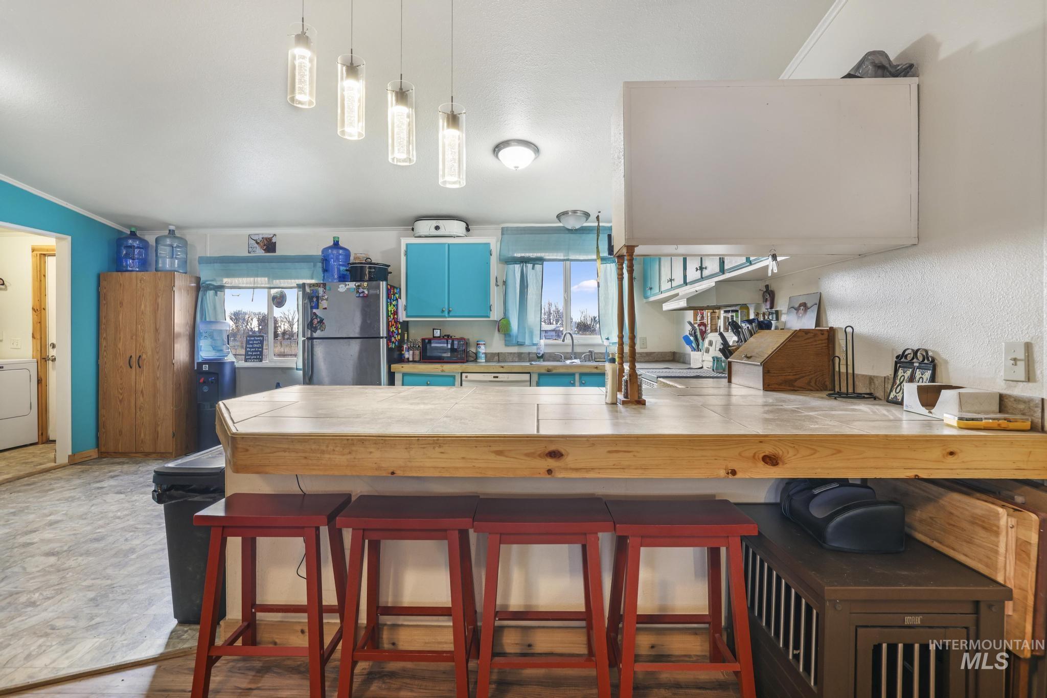 89 South 860 Road West Paul, ID 83347 - Photo 6 of 36