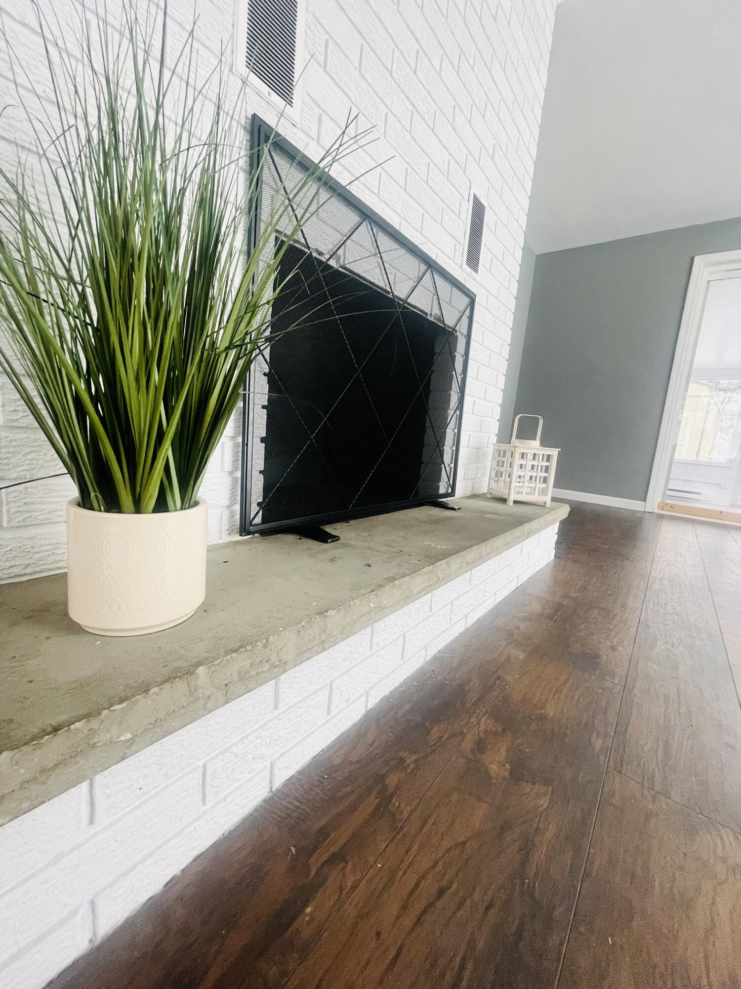 6015 South Stoney Lake Road Jackson, MI 49201 - Photo 3 of 51 IMG_1652