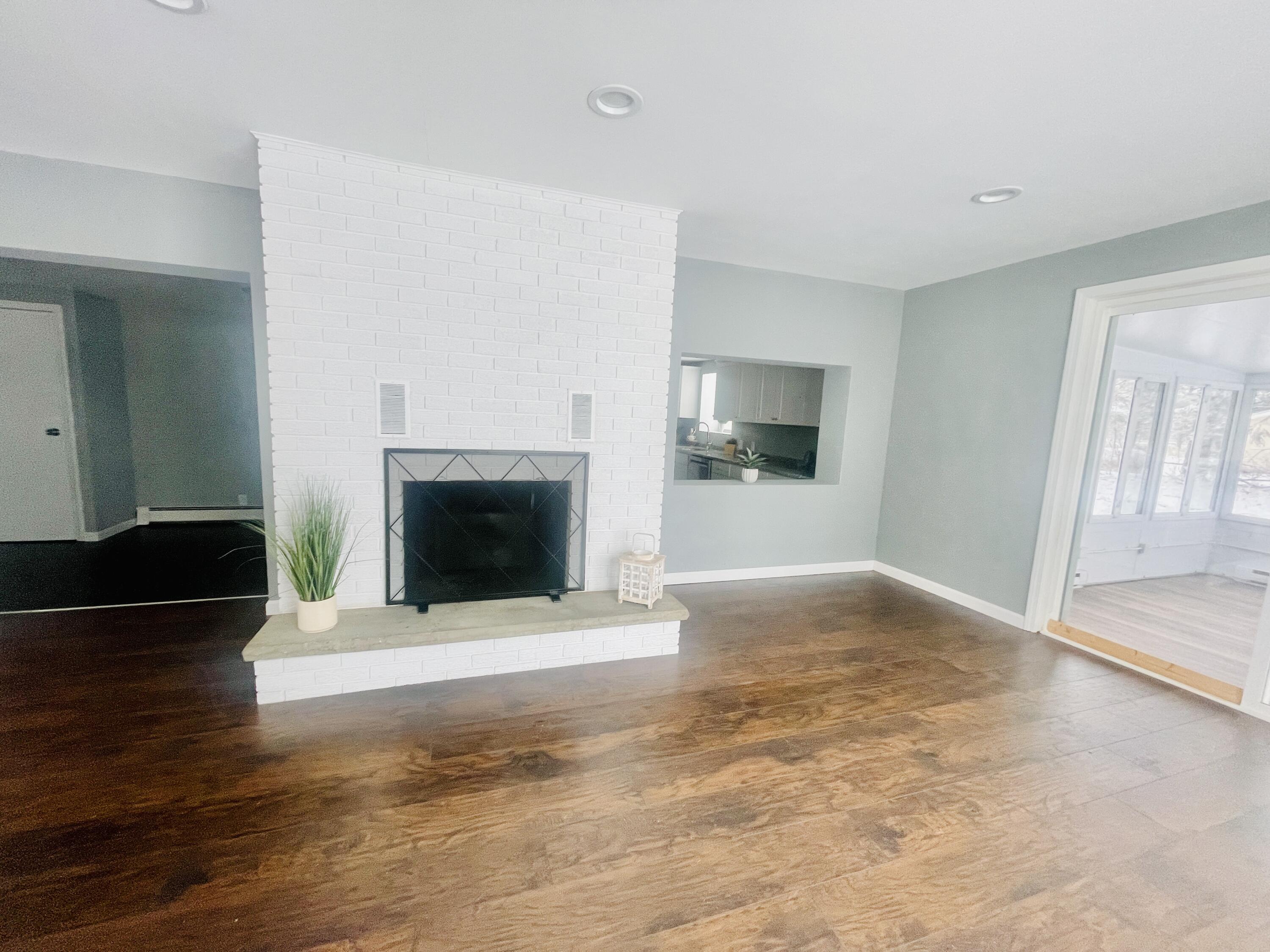 6015 South Stoney Lake Road Jackson, MI 49201 - Photo 8 of 51 IMG_1623