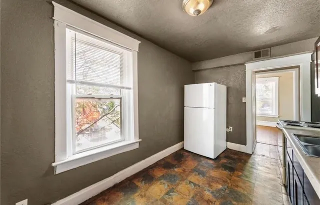 $429,000 | 1115 East 41st Street, Kansas City, MO 64110