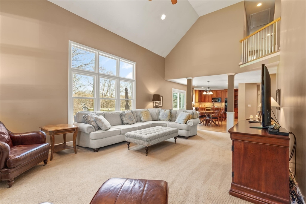 20 Comstock Drive Wrentham, MA 02093 - Photo 15 of 42