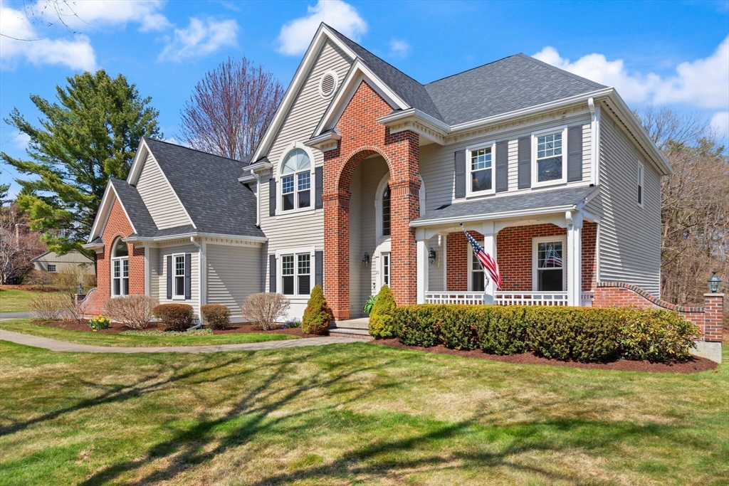 20 Comstock Drive Wrentham, MA 02093 - Photo 2 of 42