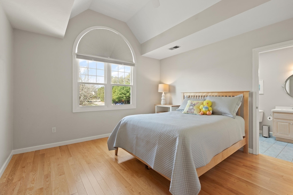 20 Comstock Drive Wrentham, MA 02093 - Photo 30 of 42