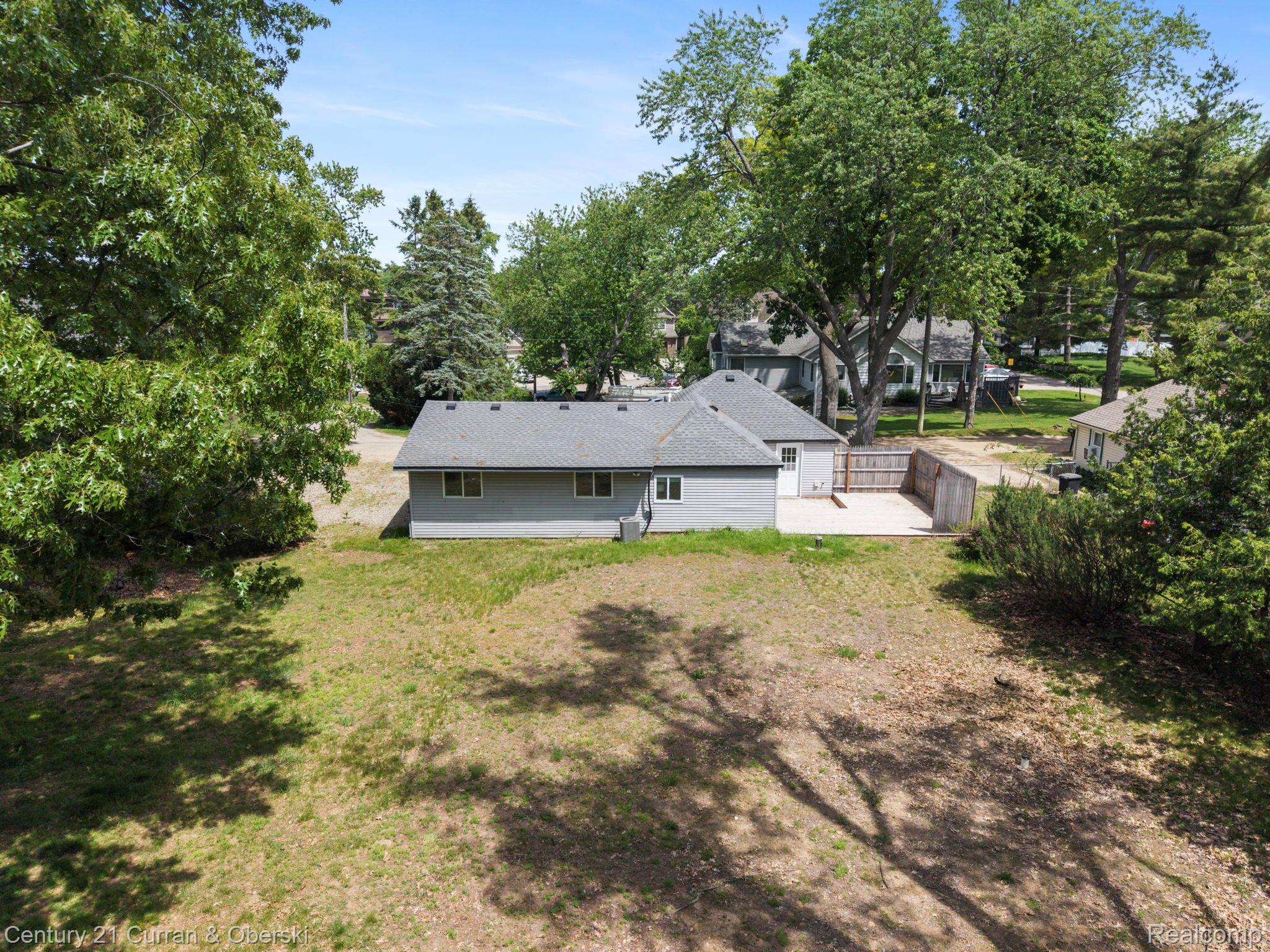 2374 Lakena Road West Bloomfield, MI 48324 - Photo 50 of 60 50-web-or-mls-DJI_20260604145556_0023_D.jpg