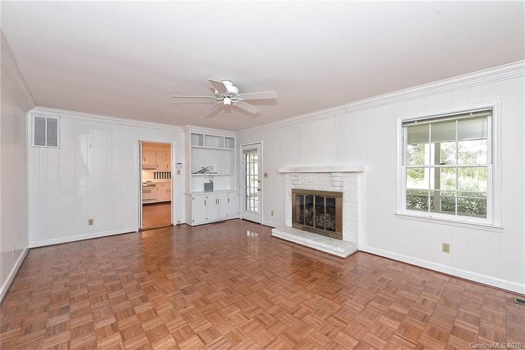 6128 Yellowood Road Charlotte, NC 28210 - Photo 17 of 34 Gallery Image 17