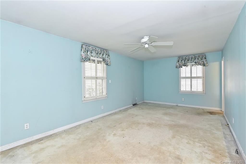 6128 Yellowood Road Charlotte, NC 28210 - Photo 20 of 34 Gallery Image 20