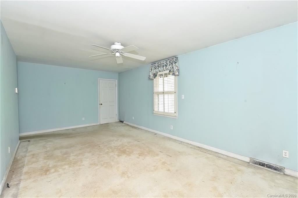 6128 Yellowood Road Charlotte, NC 28210 - Photo 22 of 34 Gallery Image 22