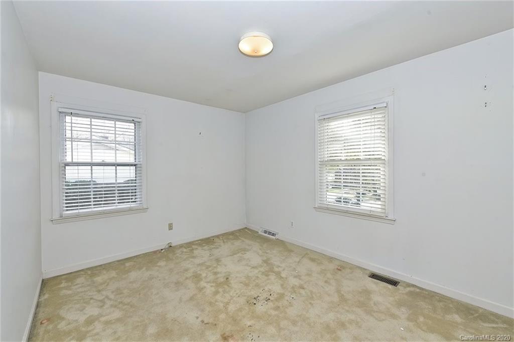 6128 Yellowood Road Charlotte, NC 28210 - Photo 26 of 34 Gallery Image 26