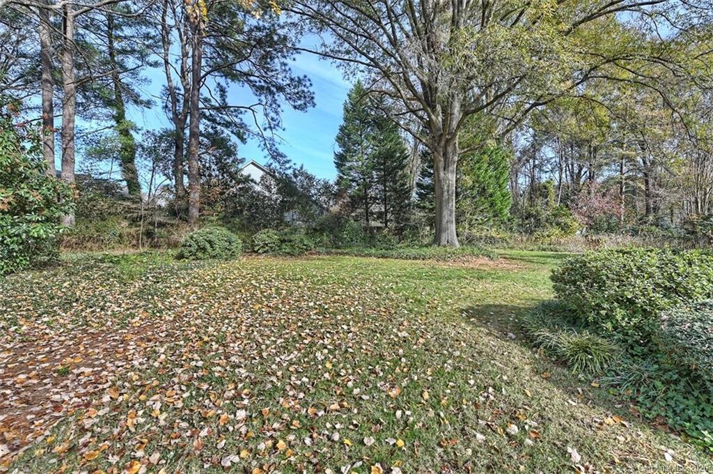 6128 Yellowood Road Charlotte, NC 28210 - Photo 31 of 34 Gallery Image 31