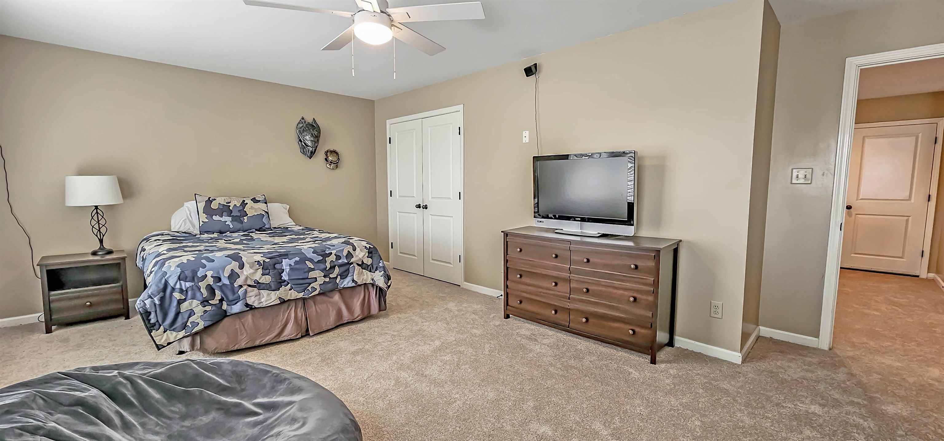1784 Penshurst Drive Collierville, TN 38017 - Photo 30 of 40 a bedroom with a bed and furniture