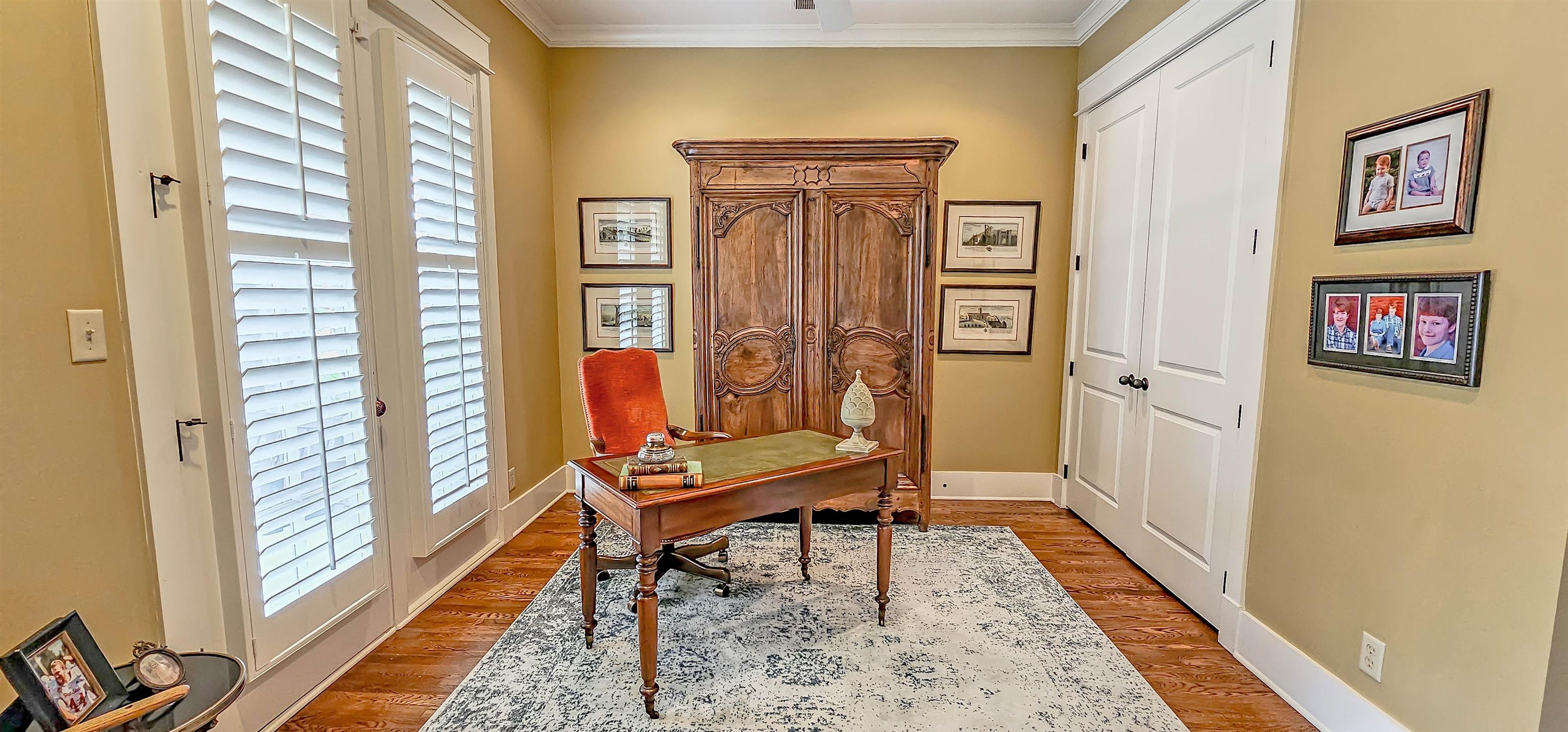 1784 Penshurst Drive Collierville, TN 38017 - Photo 6 of 40 a living room with furniture and a rug