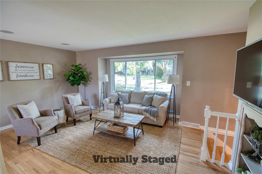 9200 Reeder Drive Overland Park, KS 66214 - Photo 10 of 37