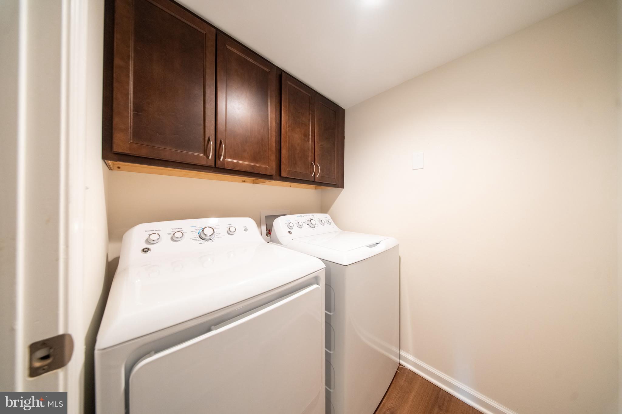 15210 Elkridge Way, Unit 912J Silver Spring, MD 20906 - Photo 14 of 35 Laundry room