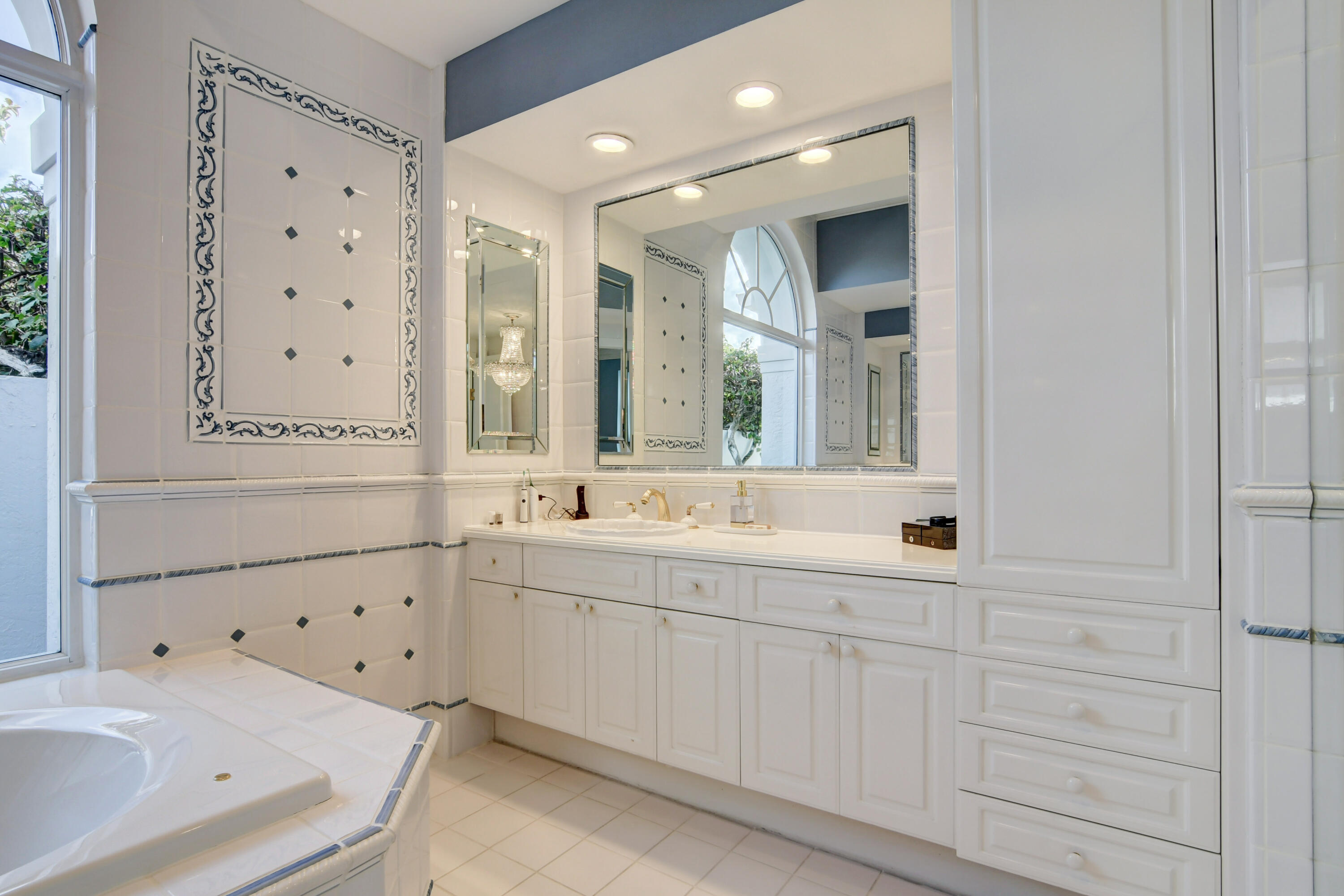 4642 Bocaire Boulevard Boca Raton, FL 33487 - Photo 43 of 95 60_dsc_8741_2_3_4_5