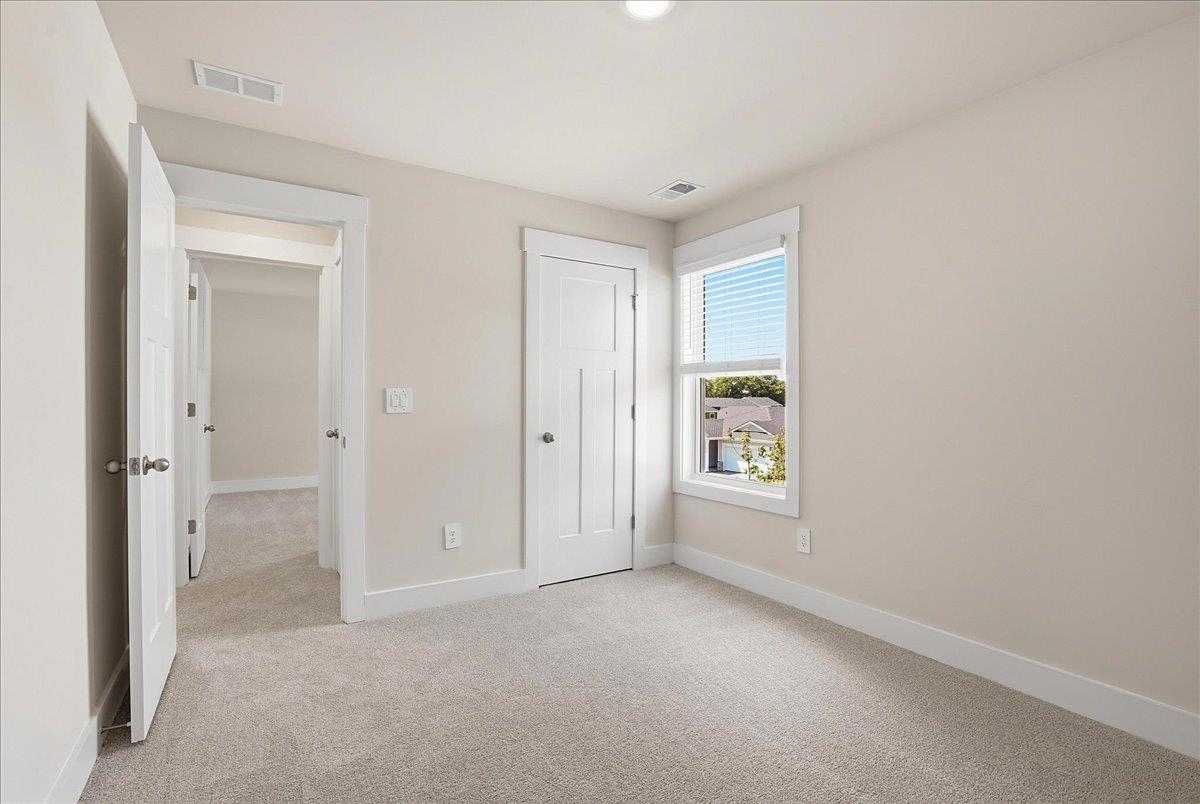515 Hadlow Street Greer, SC 29651 - Photo 18 of 33 Gallery Image 18