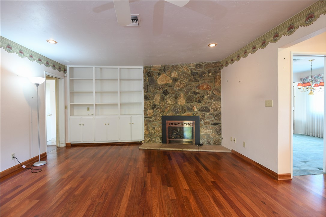 5306 Bardwell Avenue Riverside, CA 92506 - Photo 3 of 25