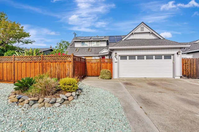 $2,299,000 | 949 Pleasant Hill Road, Redwood City, CA 94061