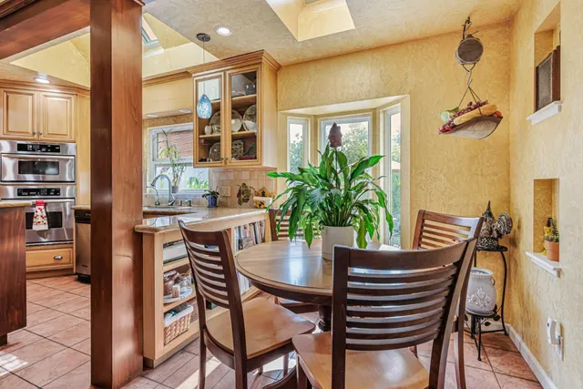 $2,299,000 | 949 Pleasant Hill Road, Redwood City, CA 94061