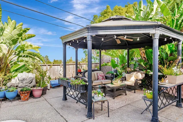 $2,299,000 | 949 Pleasant Hill Road, Redwood City, CA 94061