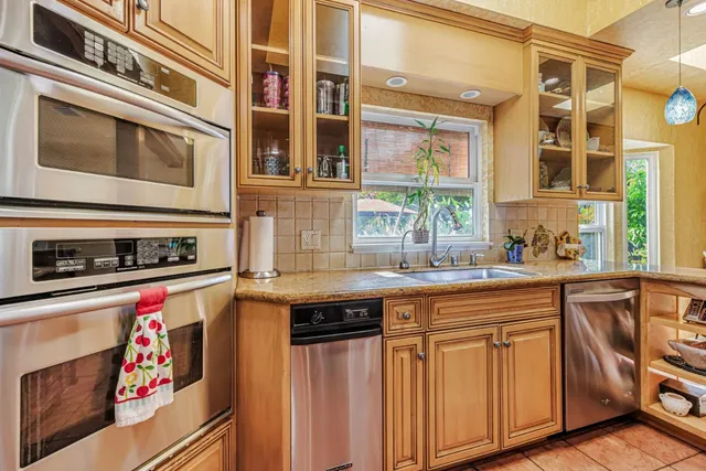 $2,299,000 | 949 Pleasant Hill Road, Redwood City, CA 94061