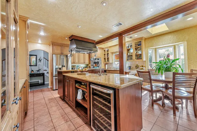 $2,299,000 | 949 Pleasant Hill Road, Redwood City, CA 94061