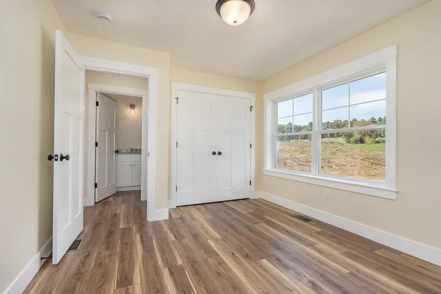 $925,000 | 320 Knox Marsh Road, Dover, NH 03820