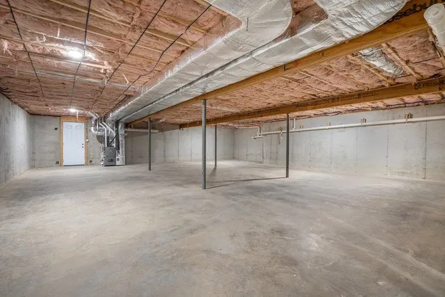 $925,000 | 320 Knox Marsh Road, Dover, NH 03820