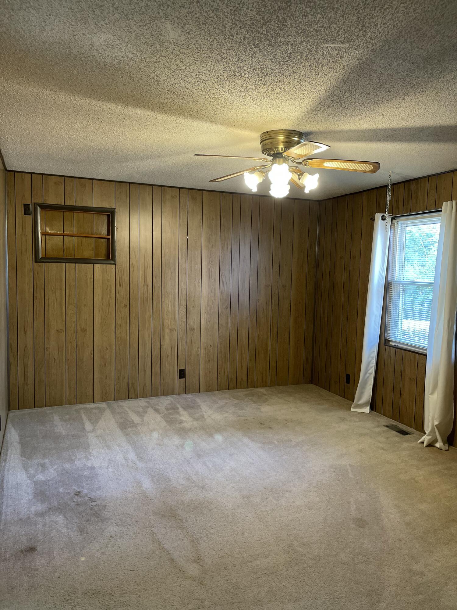 3820 Murray Road Martinez, GA 30907 - Photo 4 of 6 FAMILY ROOM