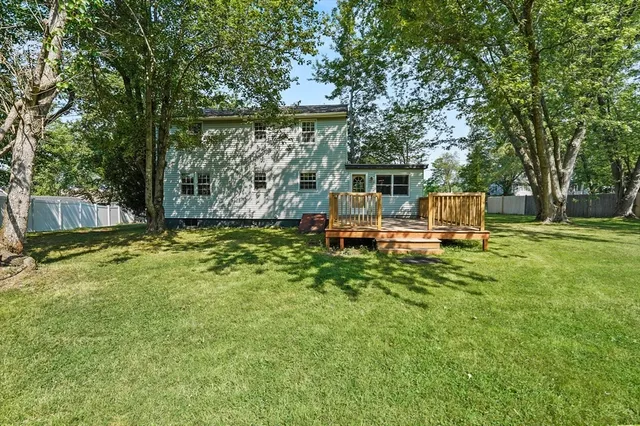 $500,000 | 20 Albion Lane, West Newbury, MA 01985