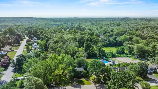 $500,000 | 20 Albion Lane, West Newbury, MA 01985