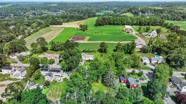 $500,000 | 20 Albion Lane, West Newbury, MA 01985