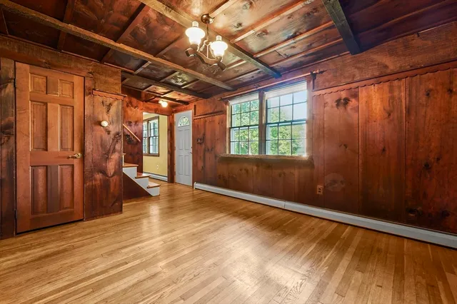 $500,000 | 20 Albion Lane, West Newbury, MA 01985